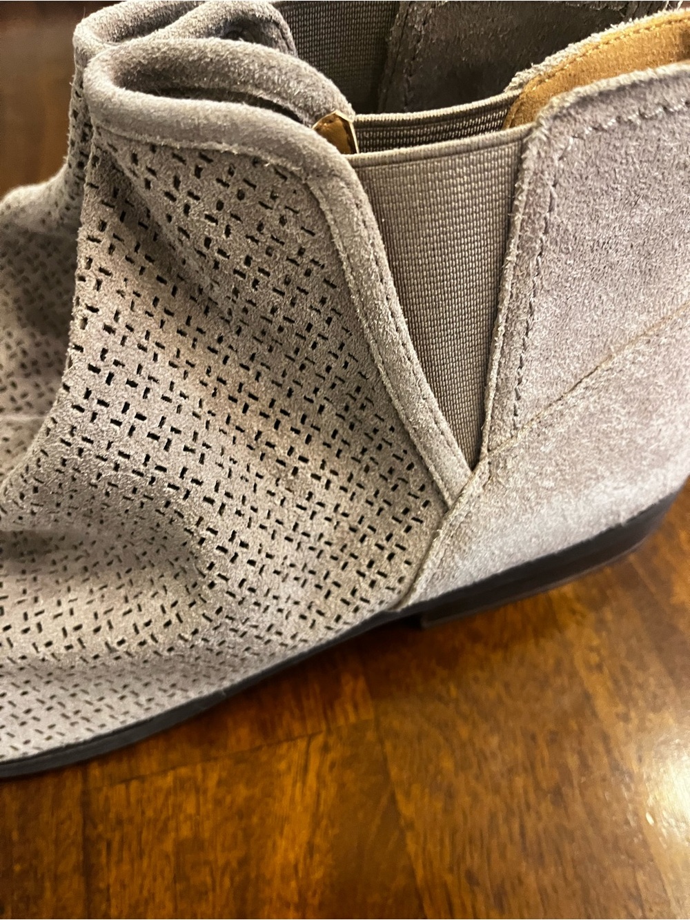 $169 NWOB NYDJ NF Concettapo Jeans 10M Women’s Taupe Perforated Leather boot - Picture 4 of 6